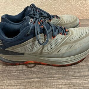 Topo Men’s Hiking Shoes (Ultraventure 2)